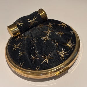 Vintage Compact, Compact, Vintage Gold Compact, piękny, rzadki okaz kolekcjonerski.