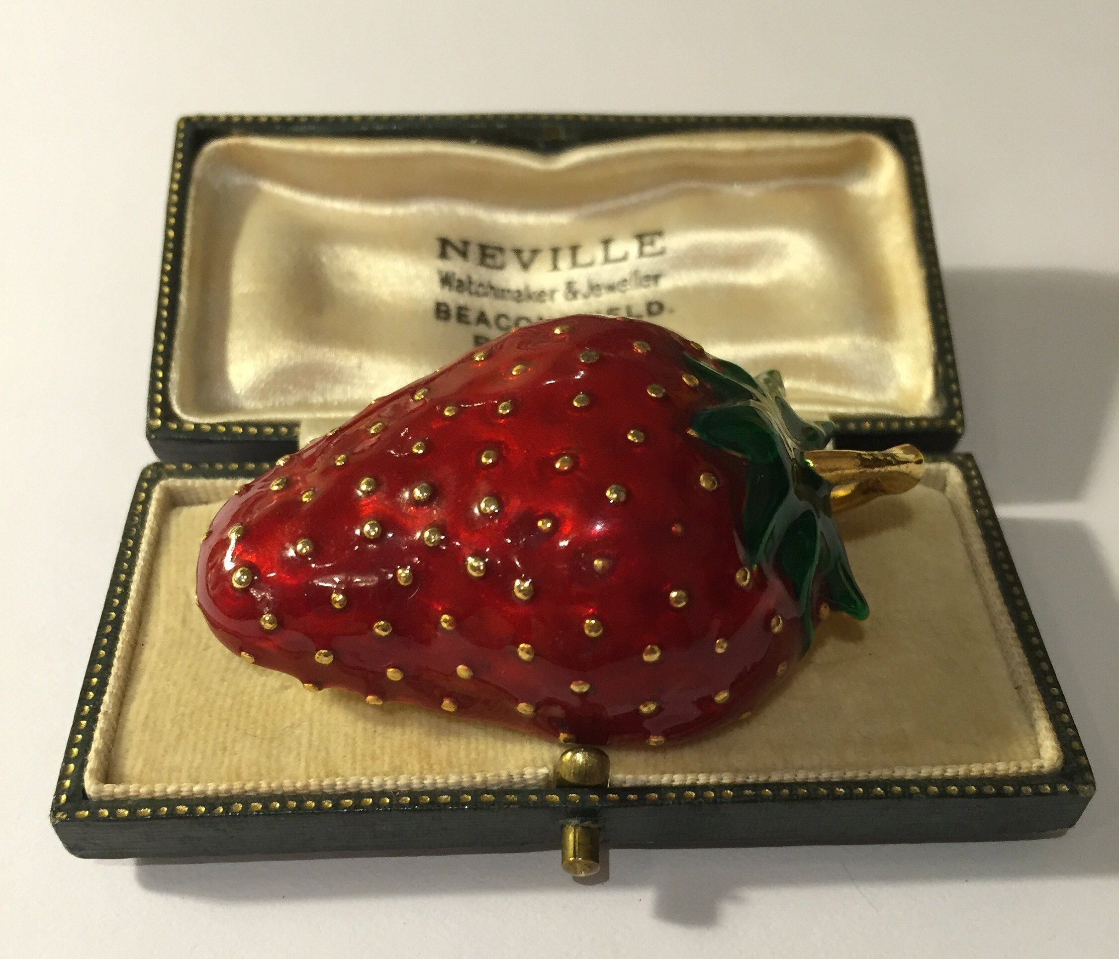 Vintage Strawberry Brooch, strawberry Necklace, Strawberry Pendant