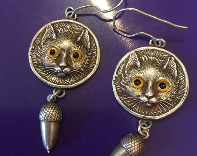 Vintage Cat earrings, Silver Cat Earrings, Cat Jewellery, Cat Head Earrings, Cat Earrings, Cat earrings, Cat, fantastic design.