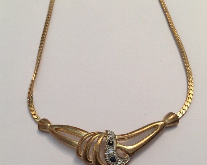 Vintage Gold Costume Necklace, Vintage Necklace, divine elegant piece.