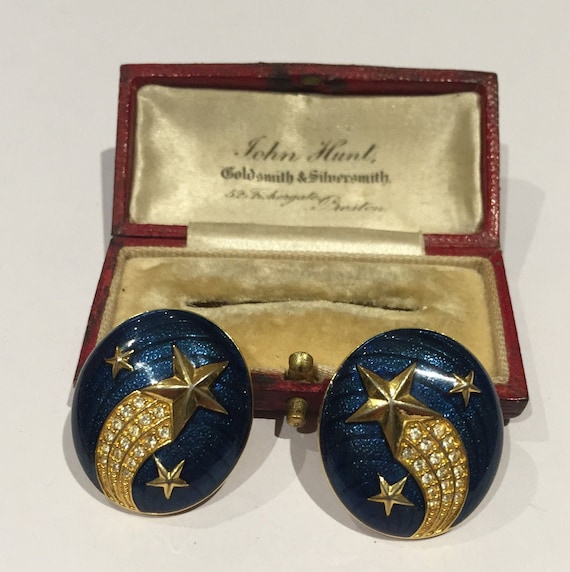 Vintage Star Earrings, Gold Star Earrings, Shootin