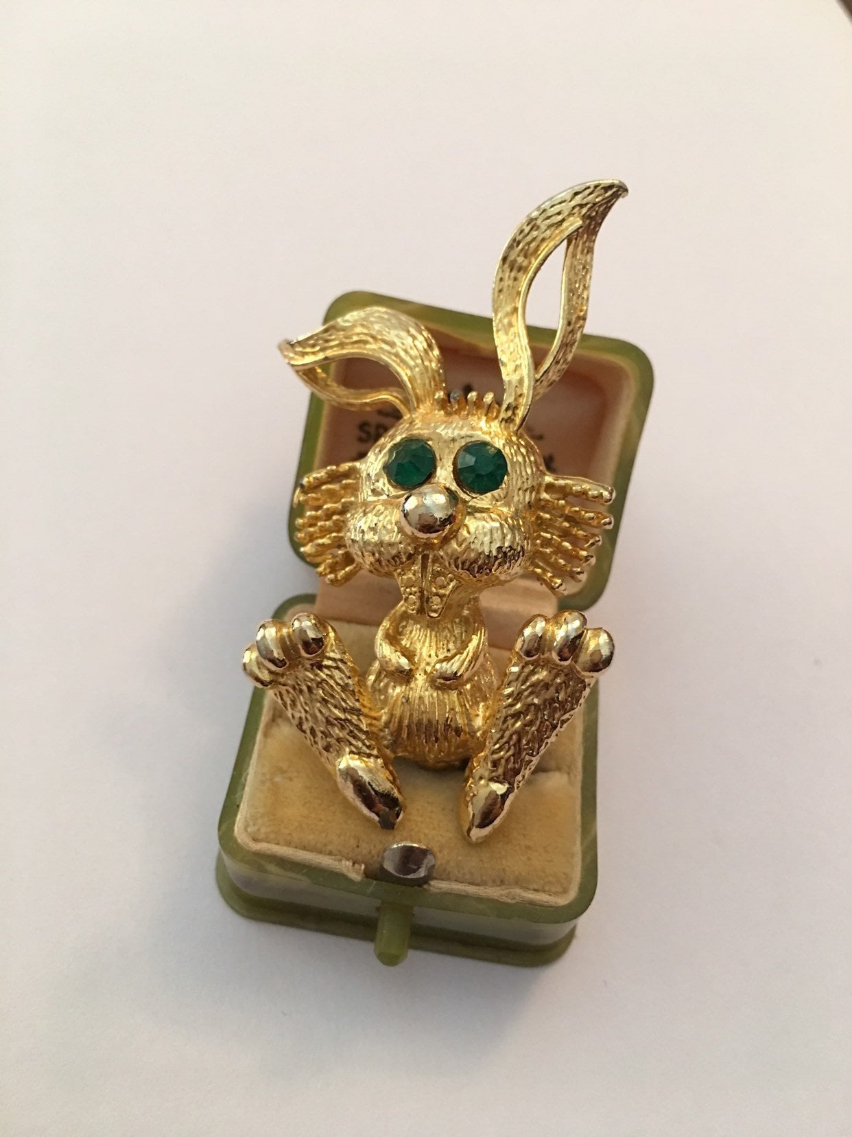 Vintage Rabbit brooch, Gold Rabbit Brooch, Easter Pin,Rabbit pin