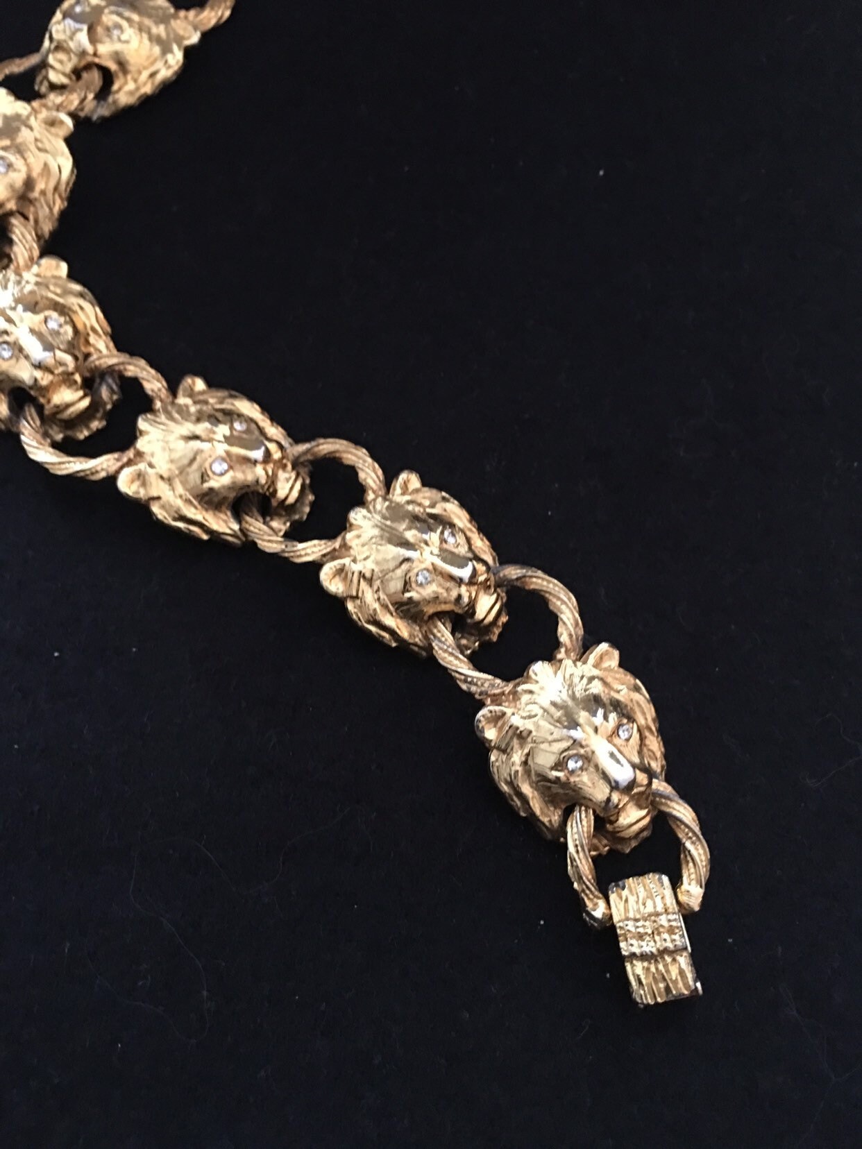 Vintage Lion Bracelet, Vintage Lion Bracelet, Lion Head bracelet, Lion