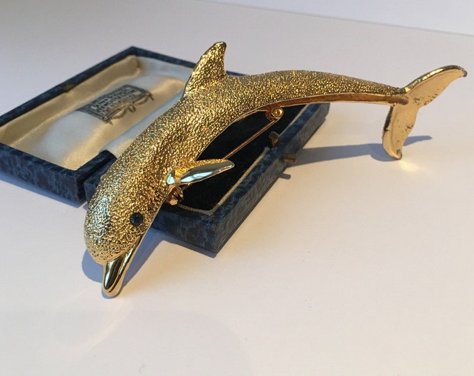 Vintage Dolphin Brooch, Dolphin Brooch, Dolphin Jewellery, Dolphin Pin, Dolphin Jewellery, Gold Dolphin, Animal Pin, Sea Brooch, divine.