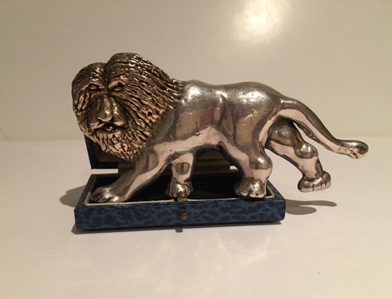 Vintage Lion Pendant, Lion Brooch, Lion Pendant, L