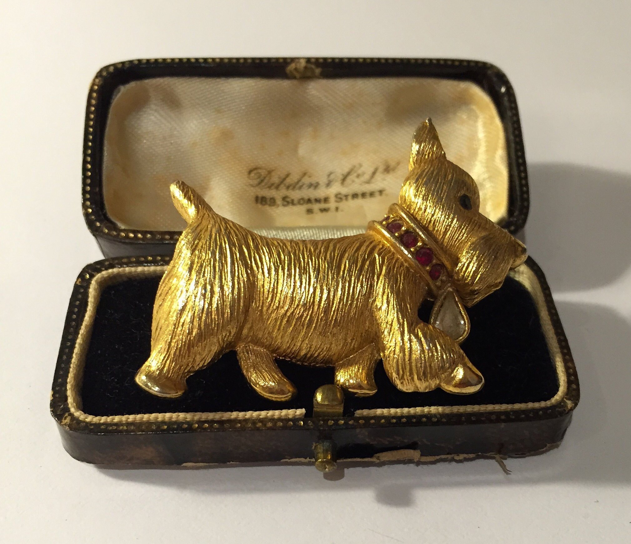 Vintage Dog Brooch, Gold Dog Brooch, Dog Pin, Vintage Dog Jewellery, Dog Brooch, fantastic piece