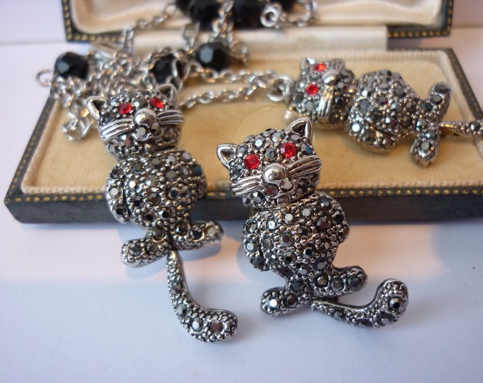 Vintage Cat Jewellery set, Vintage Cat Necklace, Cat Jewellery, Cat Earrings, Vintage Jewellery Set, Butler and Wilson Jewellery, divine set