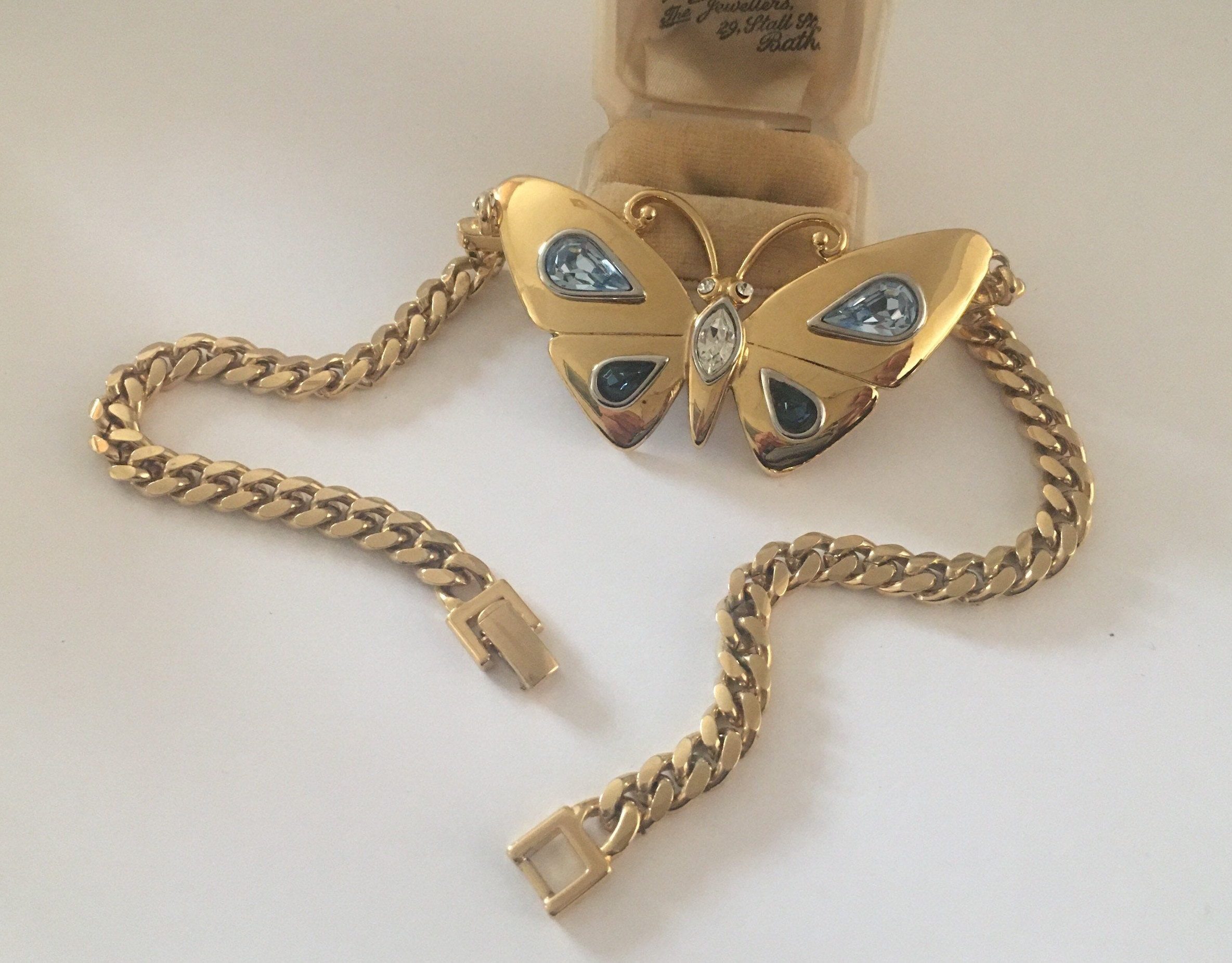 Vintage Butterfly Necklace, Butterfly necklace, Vintage gold Butterfly Necklace, Butterfly