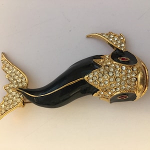 Vintage Fish brooch, fish brooch, costume fish brooch, gold fish brooch, fish pin, fish jewellery, fish design piece, fish pin, divine piece