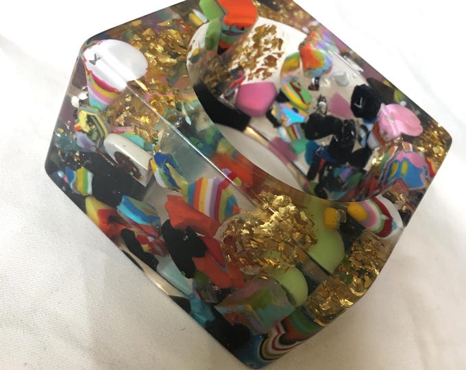 Cool vintage bangle, rare statement Jewellery, divine statement piece