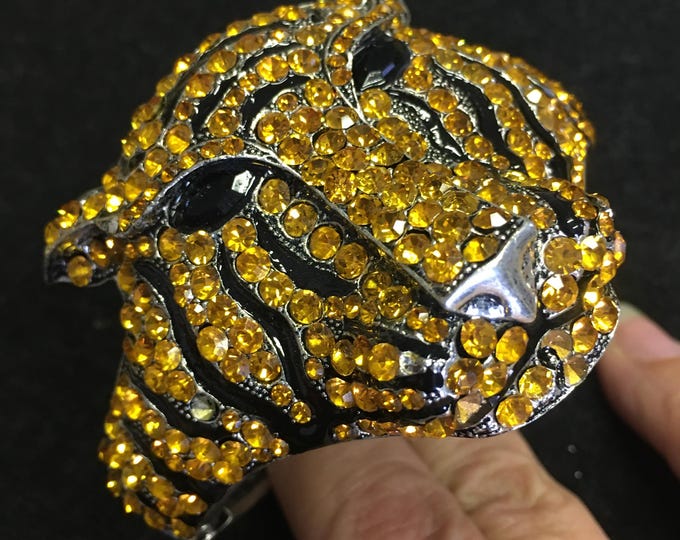 Panther Bracelet, Vintage Panther Bracelet, Gold Panther Bracelet, Panther Jewellery, animal bracelet, Fantastic item