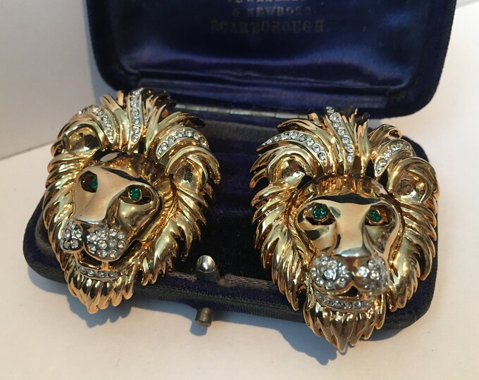 Vintage Lion Earrings, Lion Design earring , Lion Jewellery, Lion Head Earrings, Gold Lion Costume Earrings, Animal earrings, magical pair
