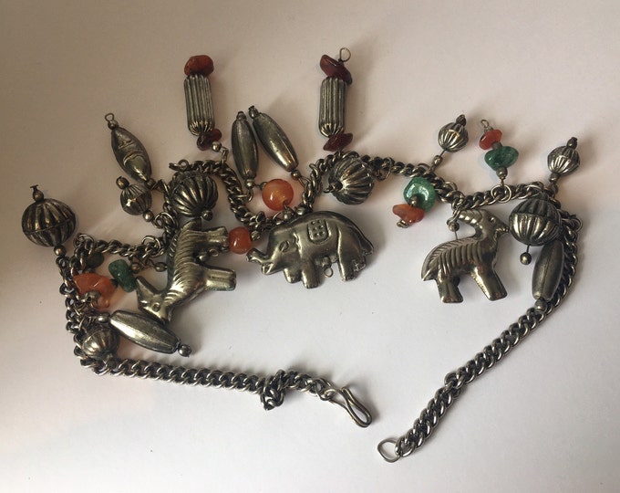 Vintage Elephant Necklace, Charm Necklace, Vintage Necklace, Animal Jewellery, fantastic piece.