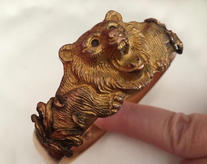 Cool victorian bear bangle
