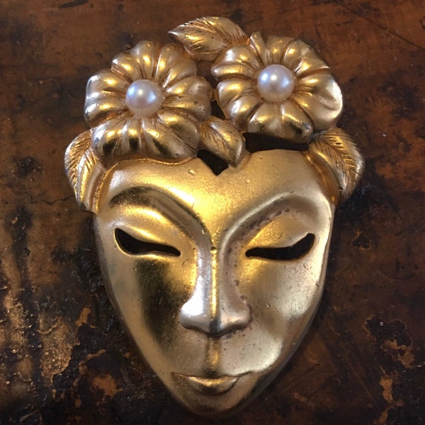 Vintage Face Brooch