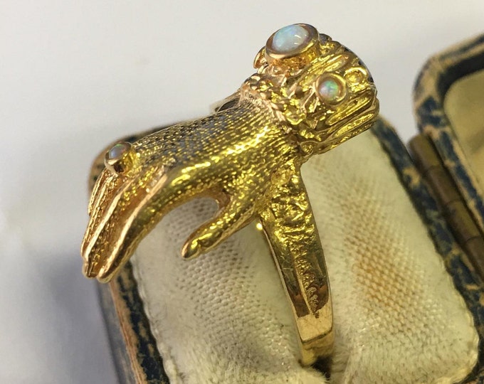 Vintage Fede Ring, Hand Ring, Sterling Silver Gilt Ring, Hand Jewellery, Vintage hand Ring, Vintage Jewellery, rare statement piece.