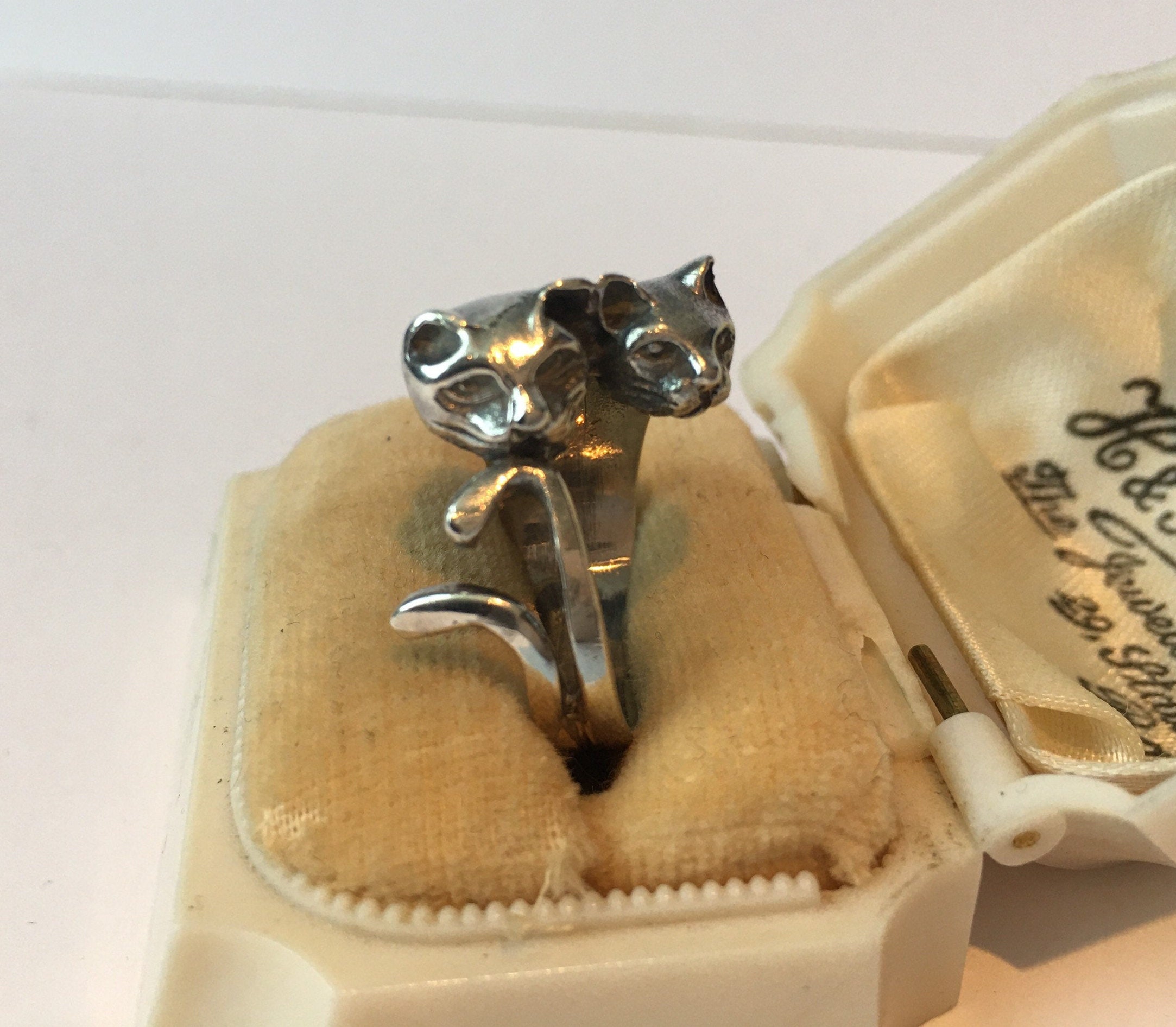 Vintage Cat Ring, Vintage Silver Cat ring , Sterling silver cat ring