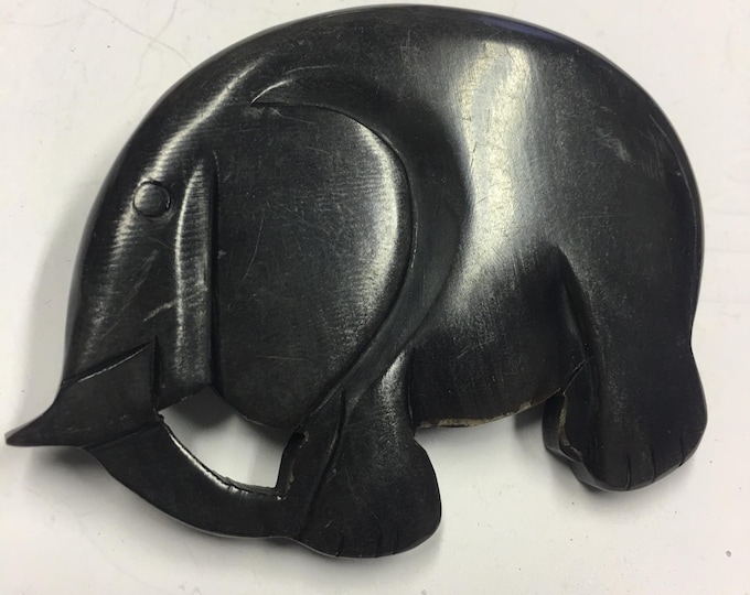 Vintage Elephant Brooch, Costume brooch, Elephant Jewellery, Elephant Pin, divine piece.