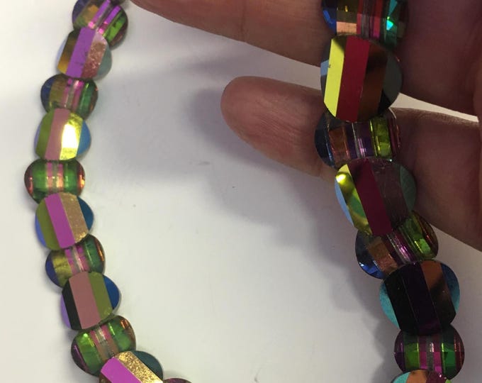 Fabulous vintage carnival glass necklace, divine design