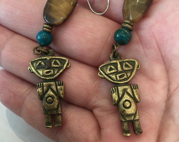 Rare vintage Tiger eye earrings with lovely design