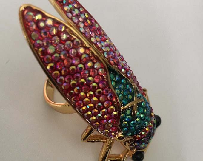 A magnificent rare Vintage Butler insect Ring with exquisite rhinestone detail, fabulous statement piece
