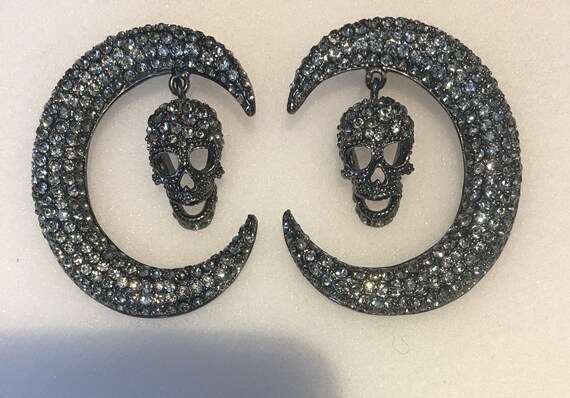 Butler and wilson skull on sale earrings