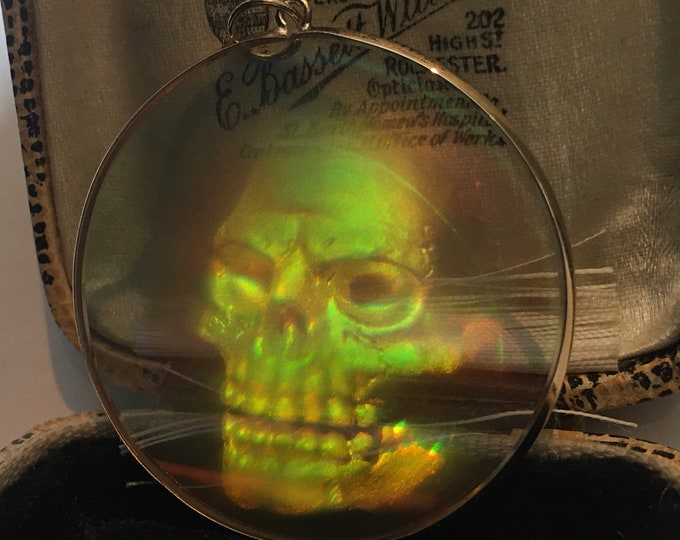 Vintage 9ct Gold Hologram Skull Pendant, Rare Jewelry