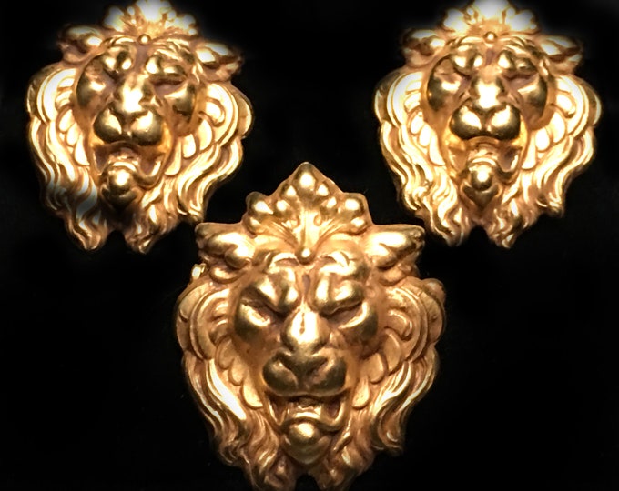 Vintage Lion Set, Lion Earrings, Askew Lion Ring, Lion Jewellery, Lion Head Earrings, Lion Jewellery, Animal earrings, magical rare set
