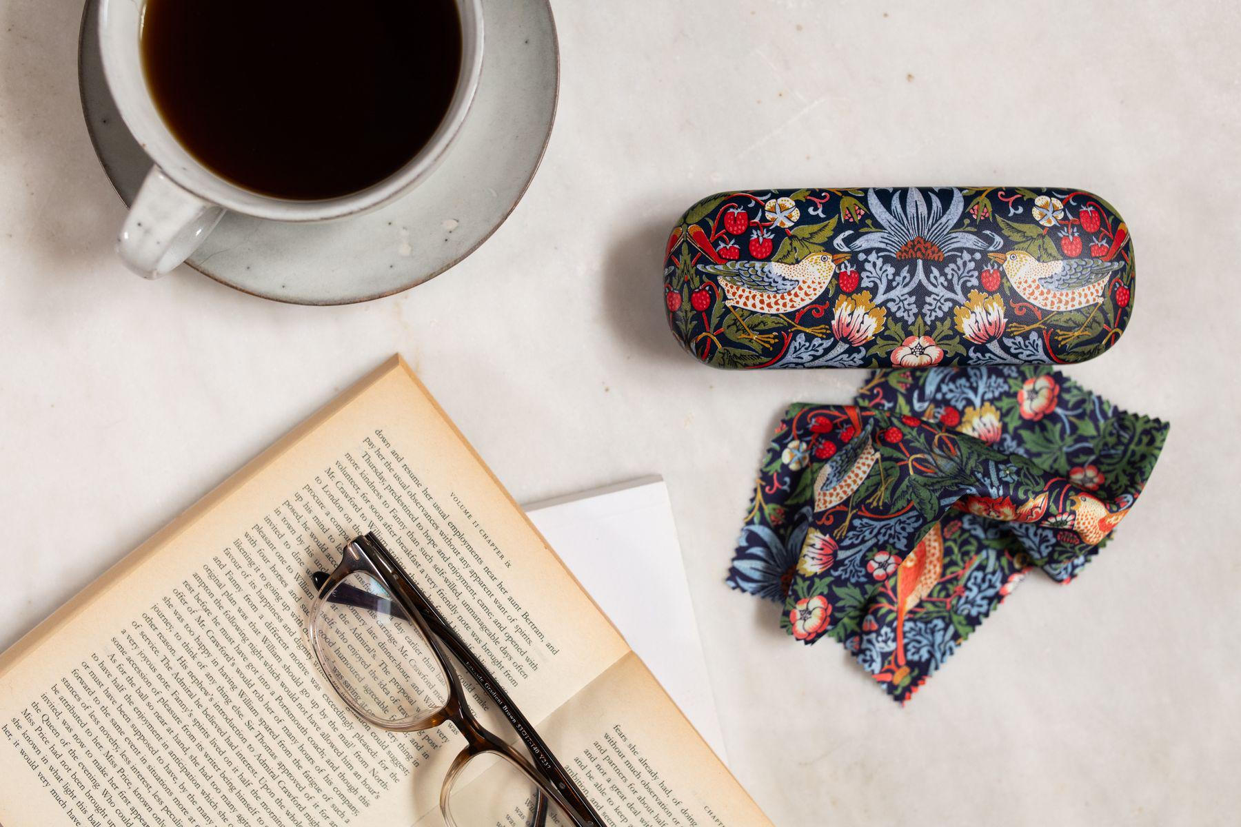 V&A William Morris - Glasses Case + Cloth - Strawberry Thief - Etsy