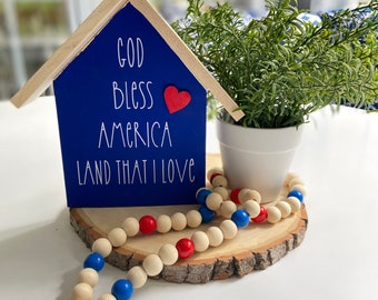 Paquete de decoración patriótica para el hogar: Juego de bandejas escalonadas americanas pintadas a mano