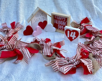 Valentine's Day Decor Bundle: Reclaimed Wood Signs & Rag Garland