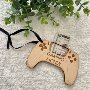 Laser Engraved Gaming Money Holder: Teen Tween Kids Christmas Birthday Gift Stocking Stuffer