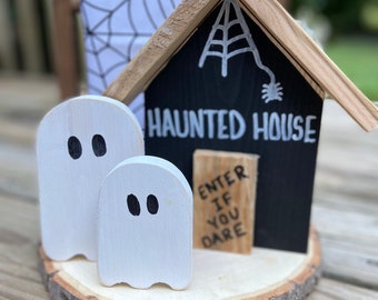 Handpainted Wooden Haunted House with Ghosts: Halloween Tiered Tray Decor