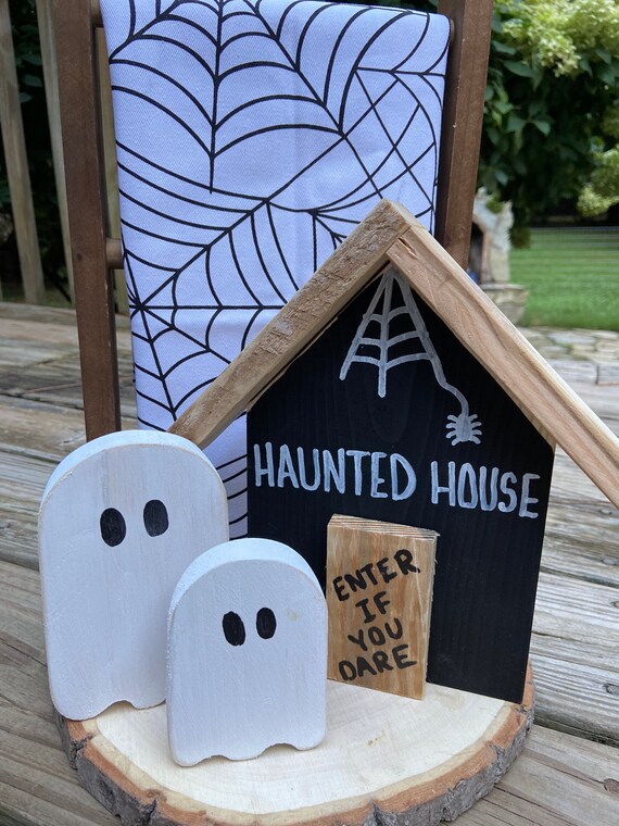 thumbnail image 2 of 4pcs Halloween Decorations Cute Ghosts Halloween Wooden Signs Halloween Tiered Tray Decor Set Halloween Ghost Decor Decoration Table Centerpieces Standing Tabletop Decoration 2 of 14