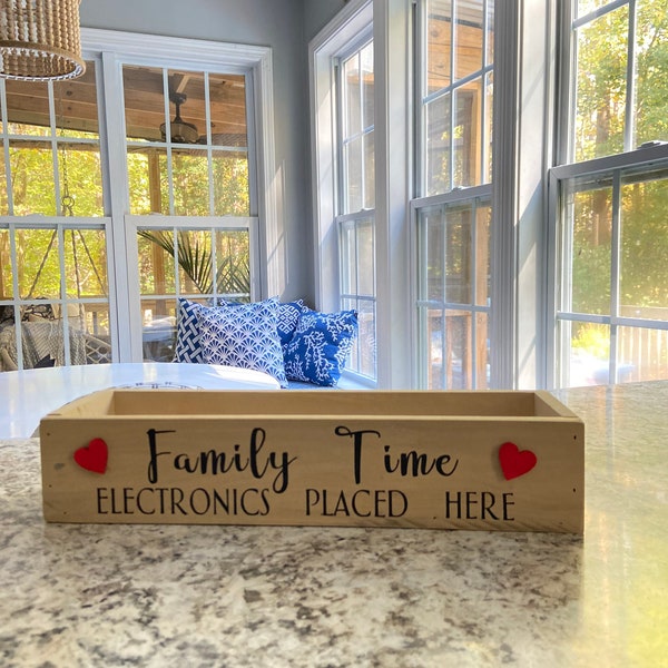 Family gift | Family Time Wooden  Box | Screen Free Family | Screen Free Electronics Placed Here Box| Family Fun Gift | Gift for Family |