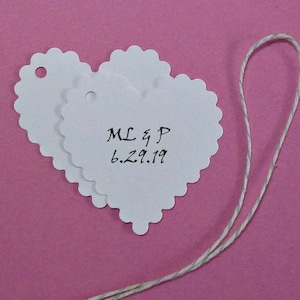 100 Scalloped Heart Tags - Personalized with initials and wedding date . bride/groom tags . simple white hearts . wedding favor tags