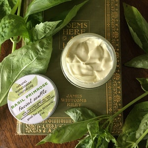 Gezichtscrème basilicum, sleutelbloem, natuurlijke huidverzorging, biologische vochtinbrengende crème, veganistische lotion gemaakt met zelfgekweekte basilicum