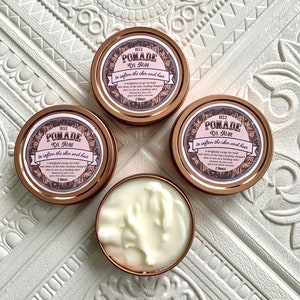 Christmas Pomade De Aloe, Skin and Lip Salve Pomatum, Victorian Hair, Unscented Soft Pomade, 18th Century, Historical Haircare