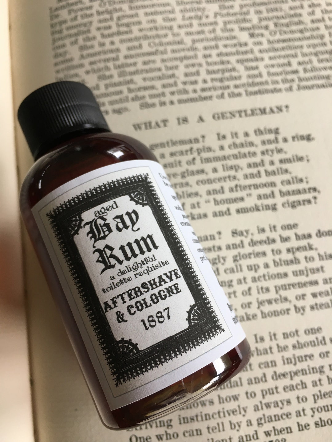 Bay Rum Aftershave Splash for Men - Crafted with Authentic Bay Oils from