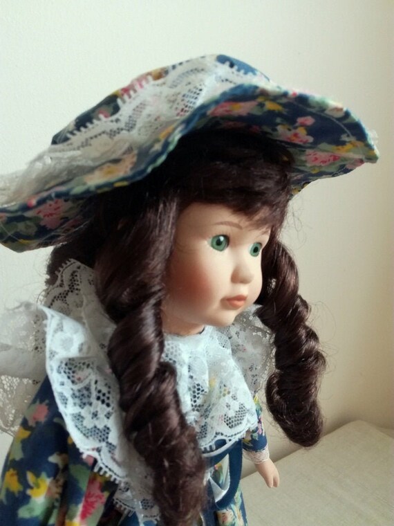 elizabeth collection porcelain doll