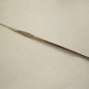 Aluminum Size 8 Crochet Hook, Vintage 70&#39;s