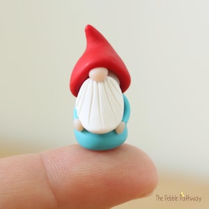 Itty bitty gnome - a good luck gnome in a teeny tiny size - Select hat color