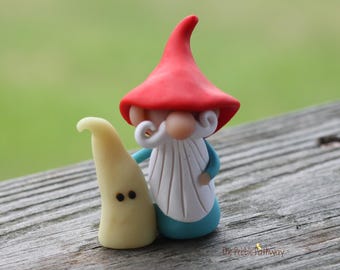 Gnomo con fantasma - Figura de gnomo de jardín en miniatura - Brilla en la oscuridad