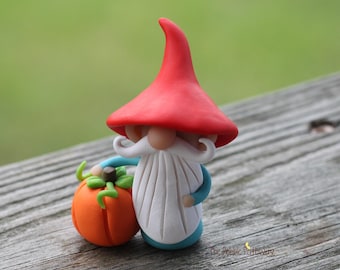 Gnomo con calabaza - figura de gnomo de jardín en miniatura