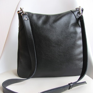 Black leather bag for women Leather shoulder purse with zipper Medium casual shoulder bag