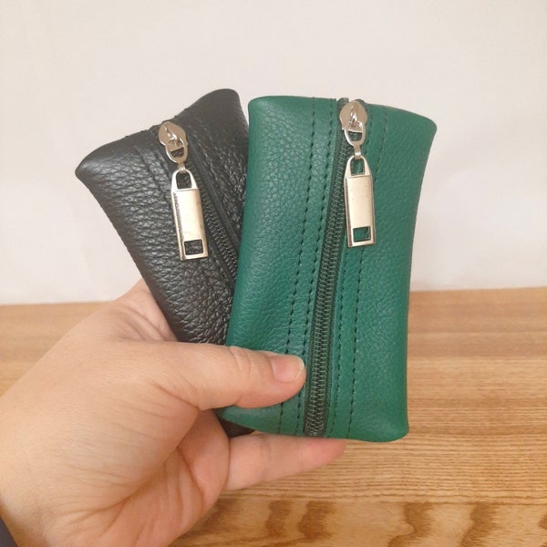 Leather keychain Soft leather key pouch Small wallet for keys