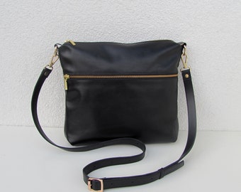 Black crossbody leather purse Medium bag