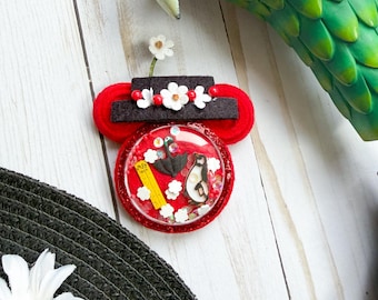 Mary Poppins Feltie Shaker