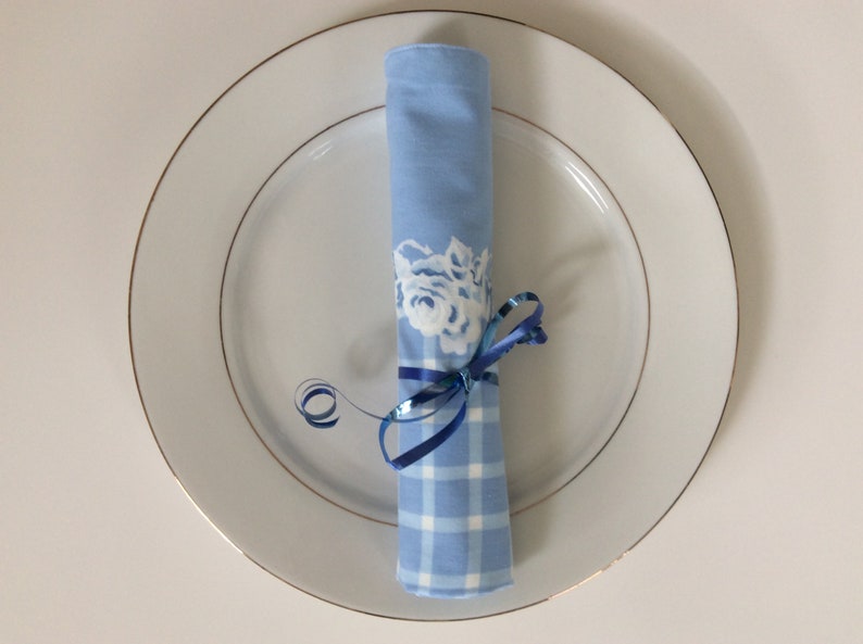 Set of 5 Blue Gingham and Floral Double-sided Cloth Napkins image 1