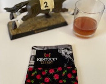 Set of 4 Kentucky Derby Cocktail Napkins With Lucky Horseshoe